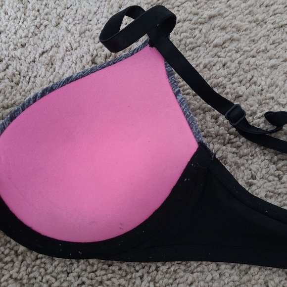 Victoria's Secret Padded Multiway Bras (2) - Picture 5 of 15